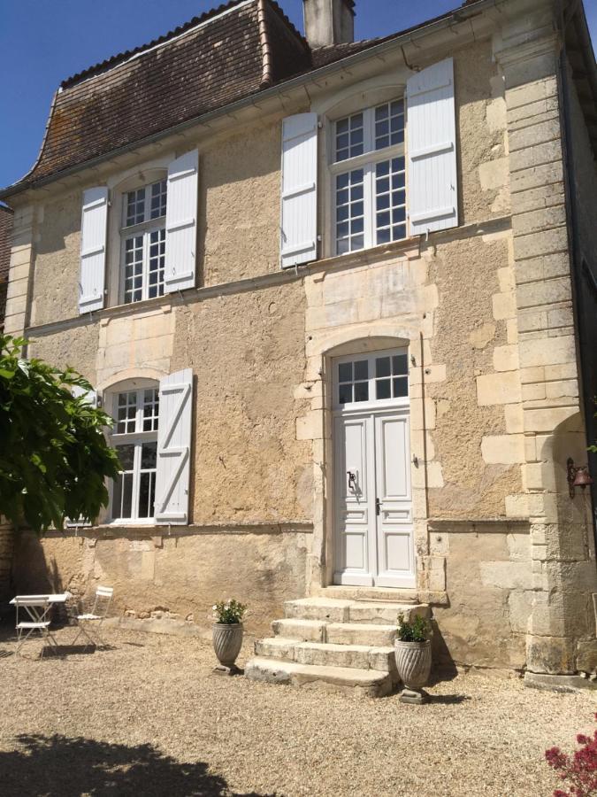 Le Petit Logis Bed & Breakfast Rouillac  Dış mekan fotoğraf