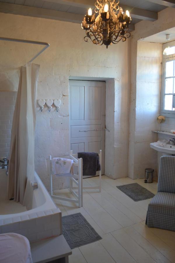 Le Petit Logis Bed & Breakfast Rouillac  Dış mekan fotoğraf